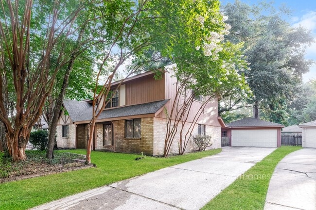 Building Photo - 3018 Falling Brook Dr