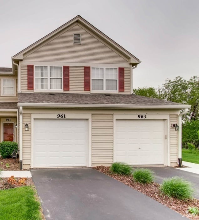 Building Photo - 961 Genesee Ct