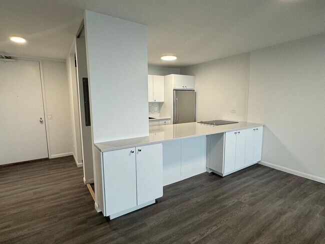 Foto del edificio - 2500 N Lakeview Ave