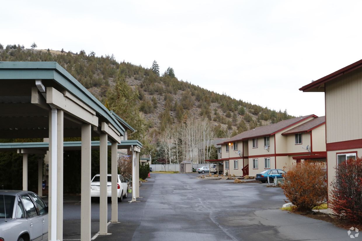 Foto del edificio - Shadow Butte Apartments