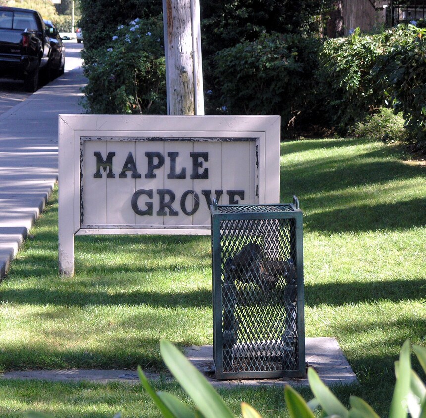 Building Photo - Maple Grove Apartments