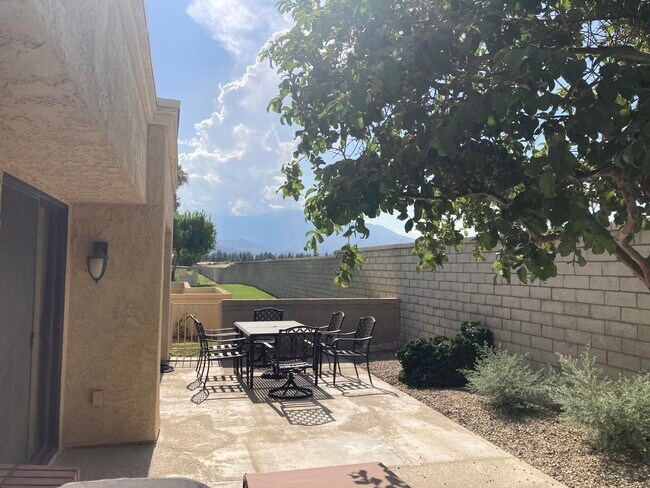 Building Photo - 41512 Aventine Ct
