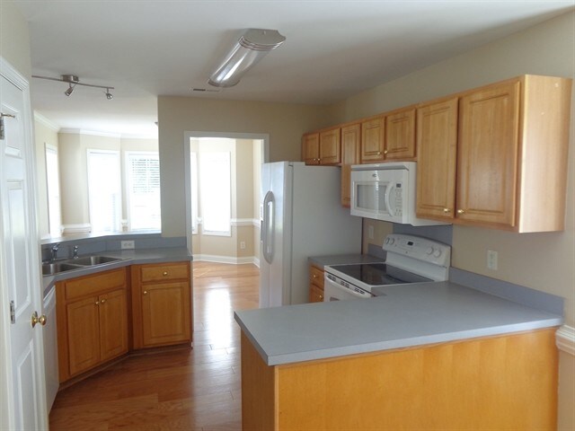 Foto del edificio - 1009 Trillium Pl