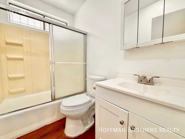 Foto del edificio - 1656 Arlington Ave