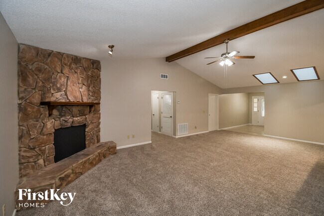 Building Photo - 4375 Morning Dove Dr