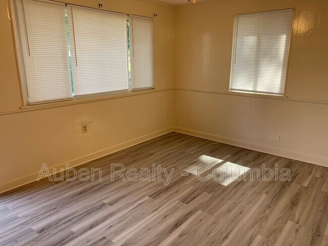 Foto del edificio - 1614 Oak St