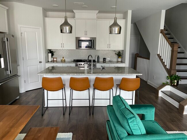Foto del edificio - 1428 Winding Stream Rd