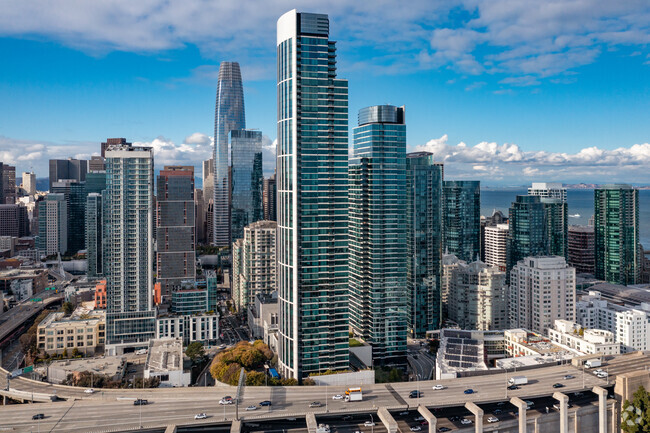 Foto del edificio - One Rincon Hill