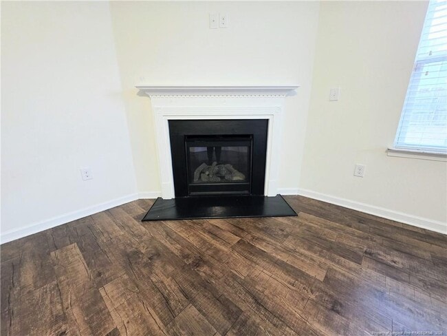 Foto del edificio - 331 Botanical Ct