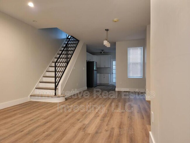 Building Photo - 4245 Pennsgrove St