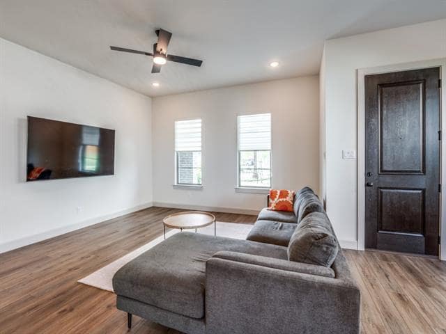Foto del edificio - 1268 Porter St