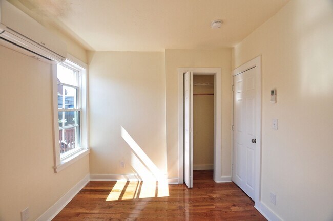 Foto del edificio - Updated 1 bed in Southie
