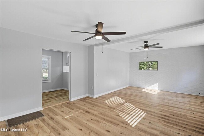 Foto del edificio - 324 Court St