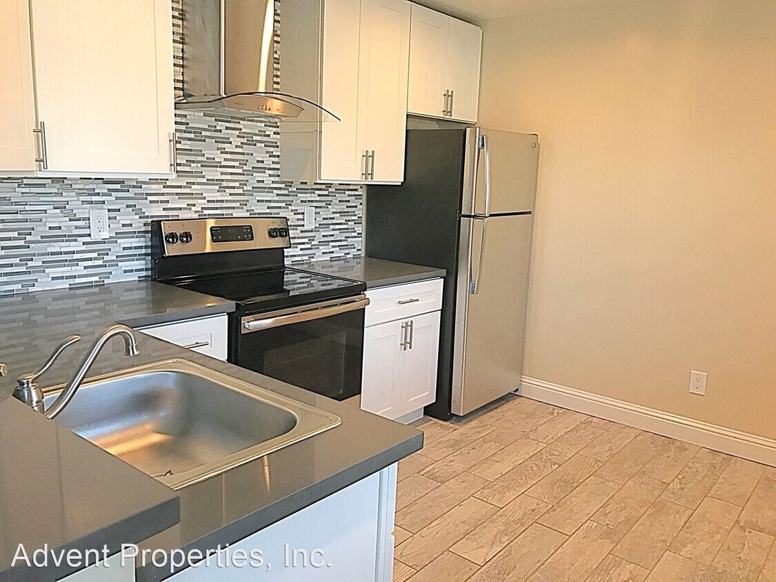 Foto del edificio - 25013-25021 Cypress Ave