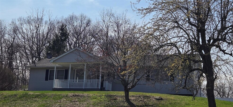 Primary Photo - 87 5th Ave
