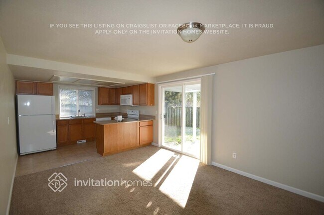Building Photo - 518 190th St Ct E
