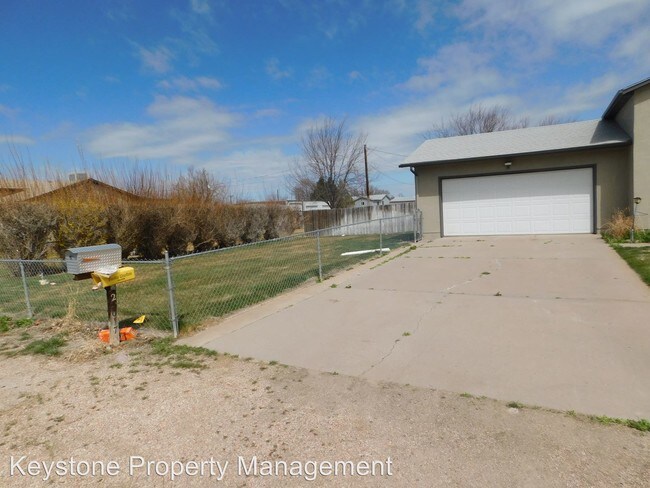 Building Photo - 25017 Camden Pl