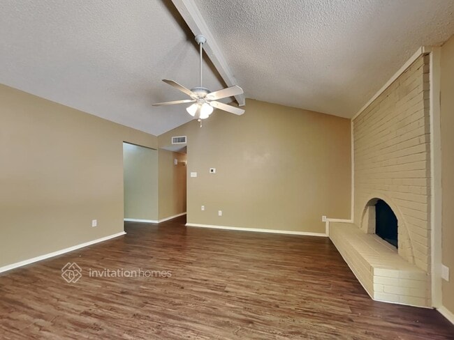 Building Photo - 1141 Meadow Creek Ct