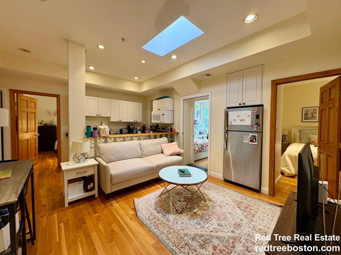 Foto principal - 1801 Beacon St