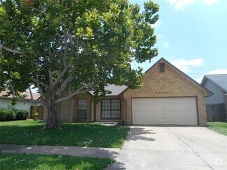 Building Photo - 20407 Blue Juniper Dr