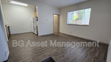 Building Photo - 130 Marina Way