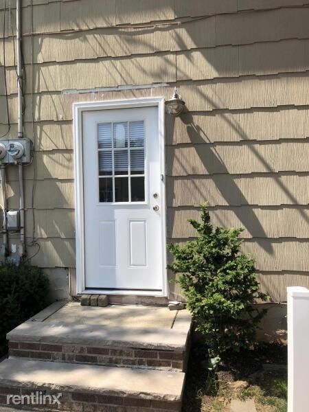 Primary Photo - 1 br, 1 bath Apartment - 34 Keating St