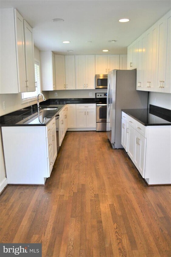 7016 Donna Cir, Annandale, VA 22003 House Rental in Annandale, VA