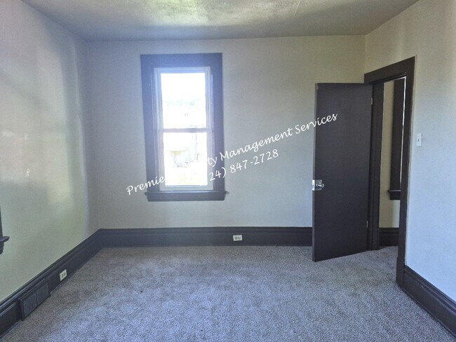 Foto del edificio - 1709 4th Ave