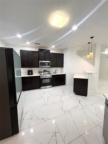 Foto del edificio - 2221 Juarez Dr