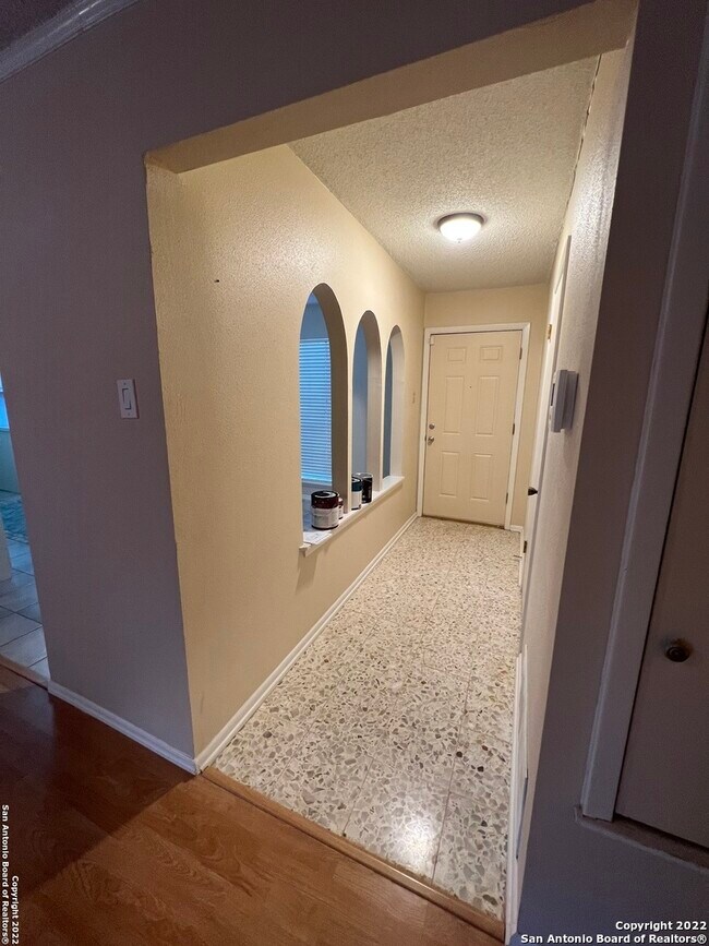 Foto del edificio - 5050 Sierra Madre Dr