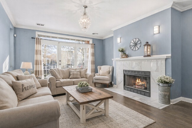 Building Photo - 4736 S Drexel Blvd