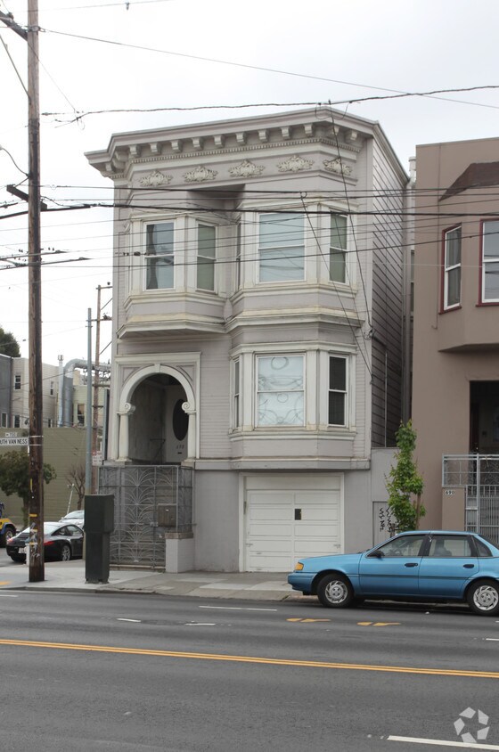 Building Photo - 696-698 S Van Ness Ave