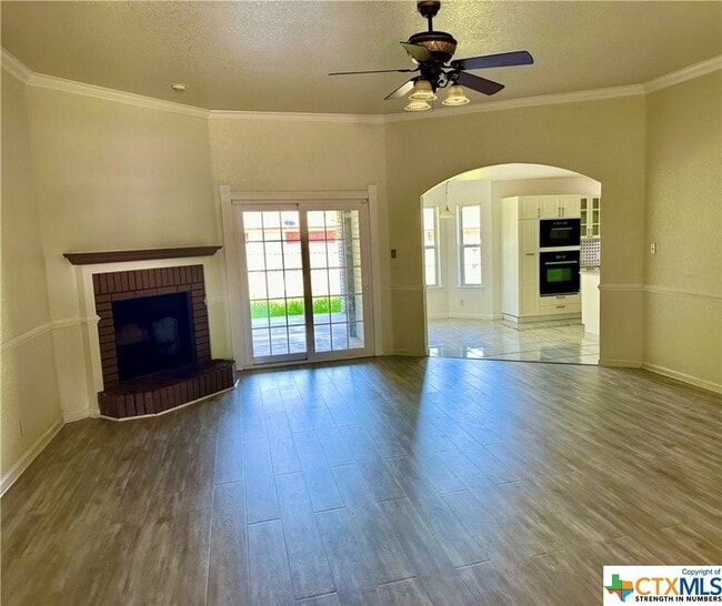 Building Photo - 4501 Alleeta Dr