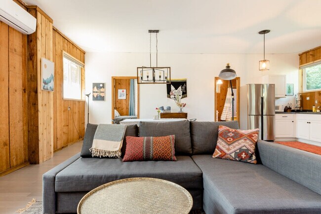 Foto del edificio - 4403 W Alpine St