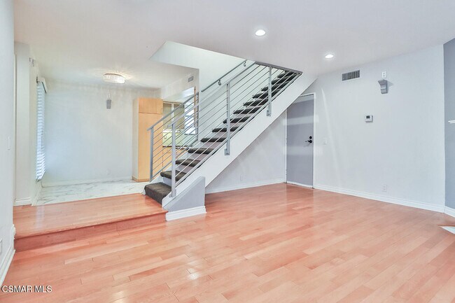 Building Photo - 18411 Hatteras St