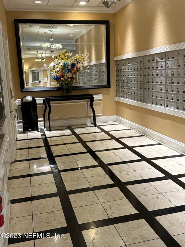 Foto del edificio - 311 W Ashley St
