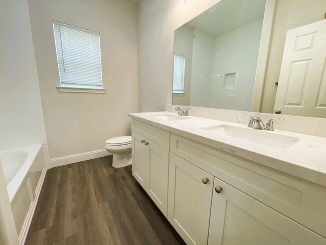 Foto del edificio - 2218 Bringhurst St