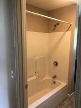 Building Photo - 33 Barrison St