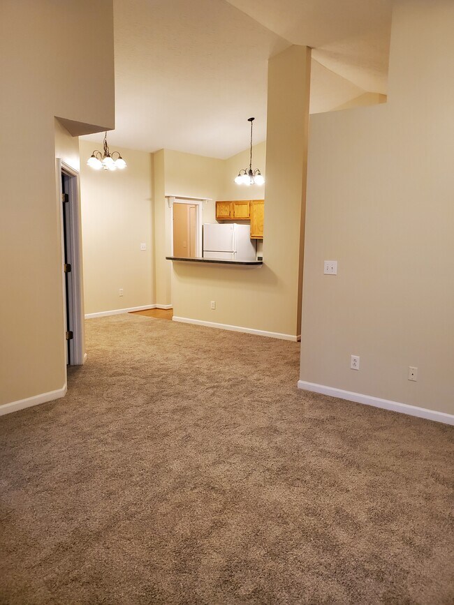 Comedor - 2748 Michelle Park