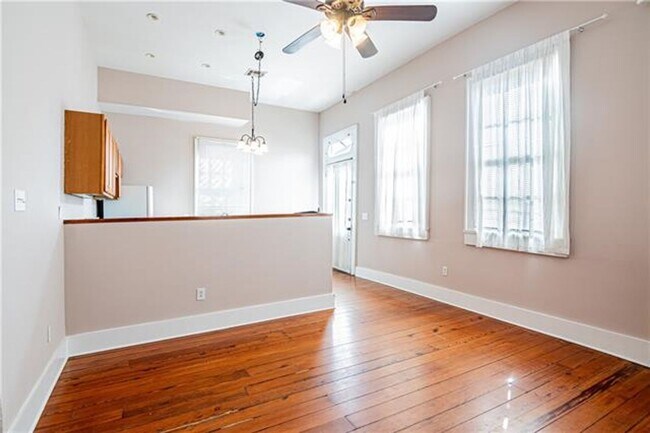 Foto del edificio - 2623 N Rampart St