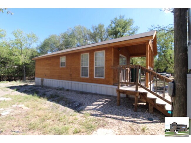 Building Photo - 6 Lantana Dr