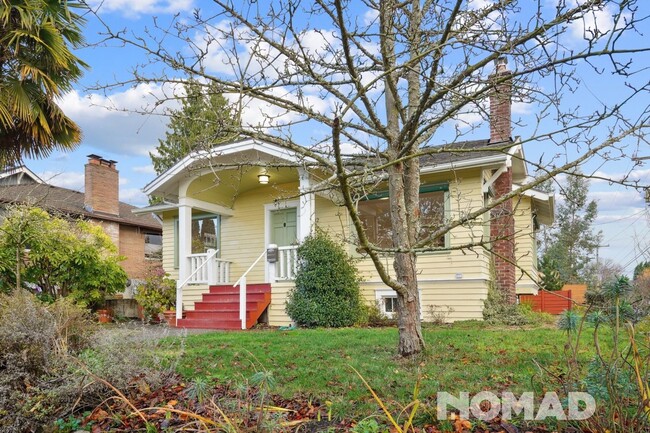 Building Photo - 2 Bedroom place in Ballard, Seattle