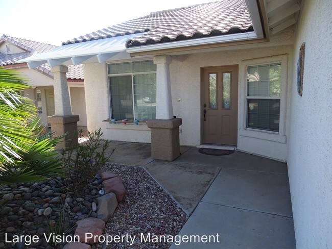 Foto del edificio - 3 br, 2 bath House - 318 Mount Hope Street