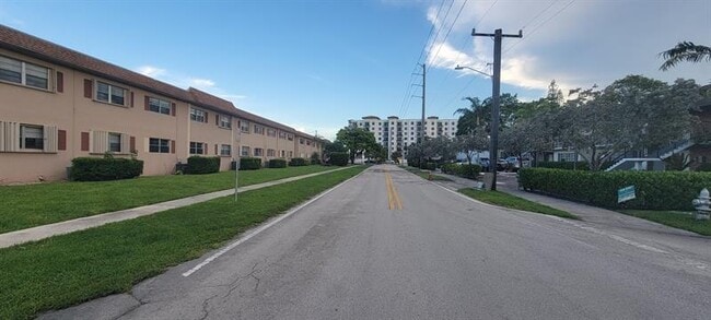 Foto del edificio - 600 SW 2nd Ave