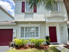 Building Photo - 6006 Plum Isle Way