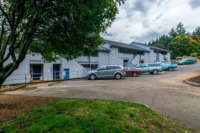 Building Photo - 40 SW Wasco St