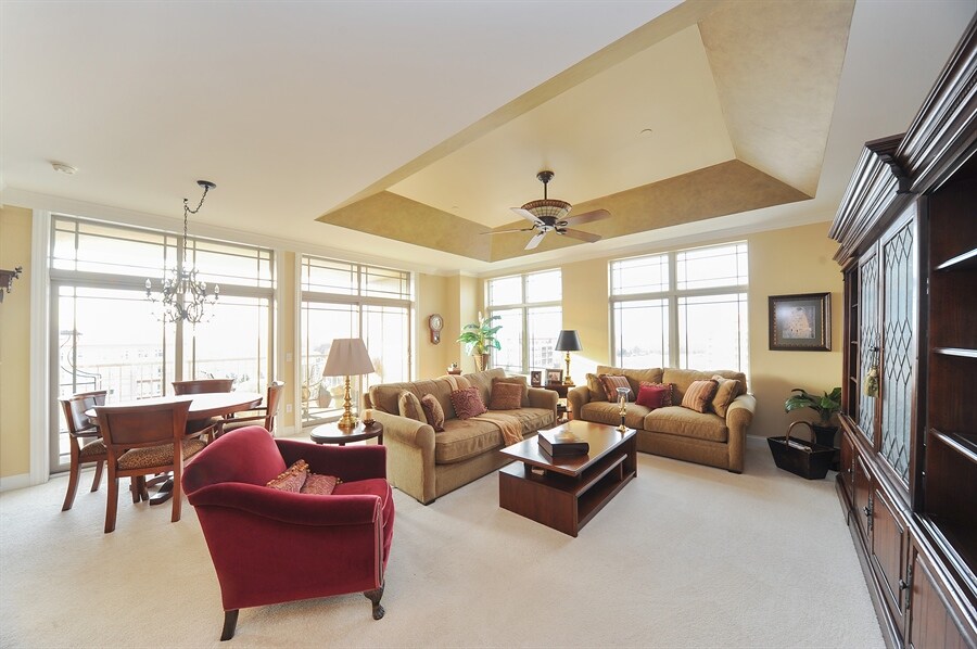 Foto principal - 40 Prairie Park Dr