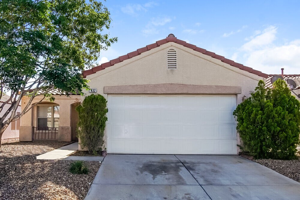 Foto principal - 832 Tollbrook Way