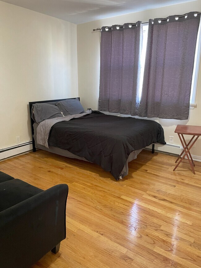 8453 127th St Unit 2A, Kew Gardens, NY 11415 Apartments in Kew