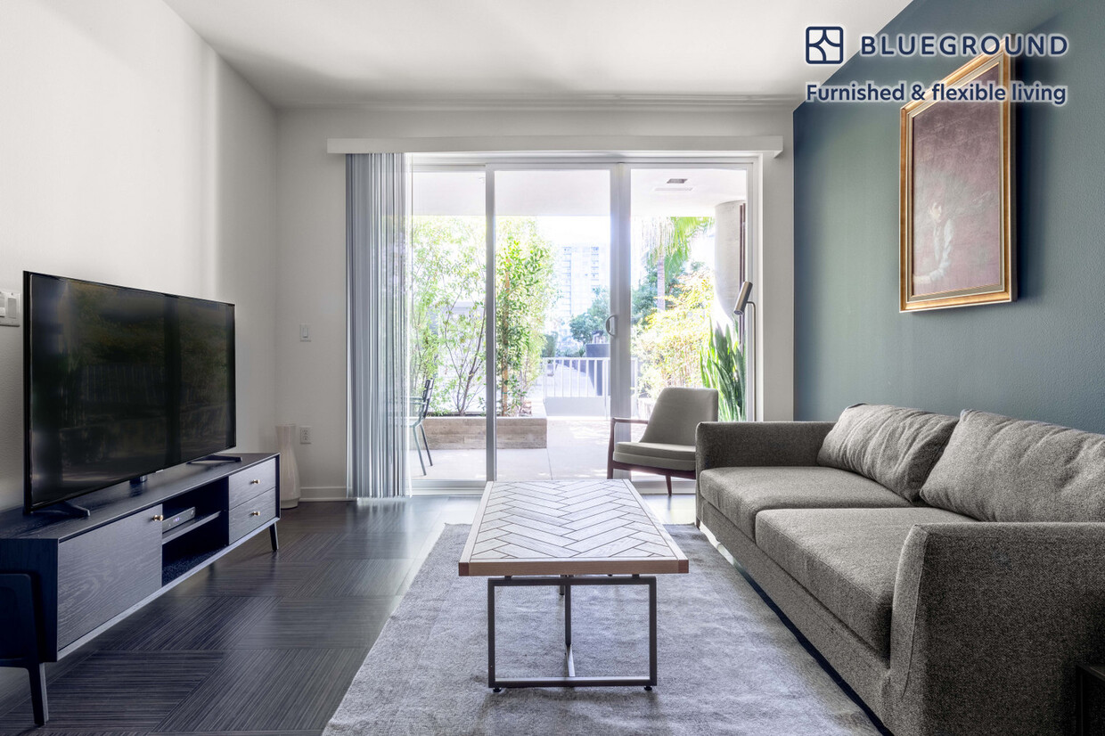 Foto principal - 13488 Maxella Ave